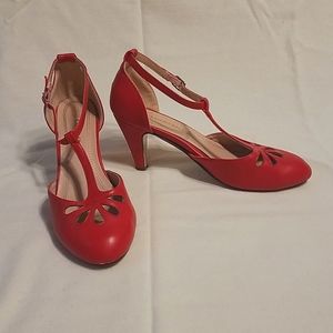 Chase&Chloe Kimmy-36 Red T-Strap Heels Sz 9